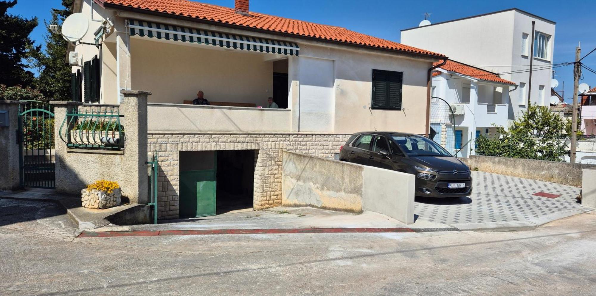 Kety Premantura Apartamento Exterior foto